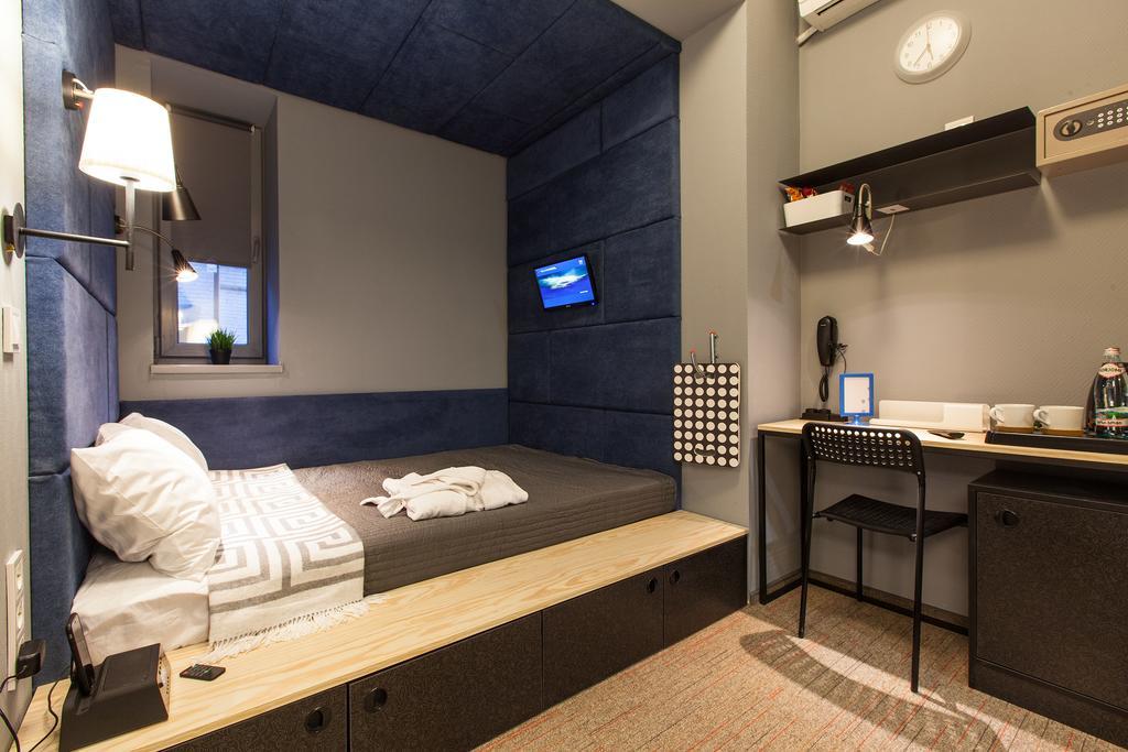 Hotel Newport Dnipro Esterno foto