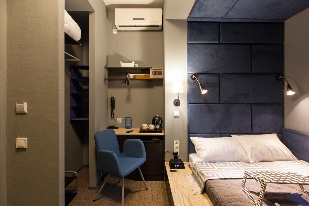 Hotel Newport Dnipro Esterno foto