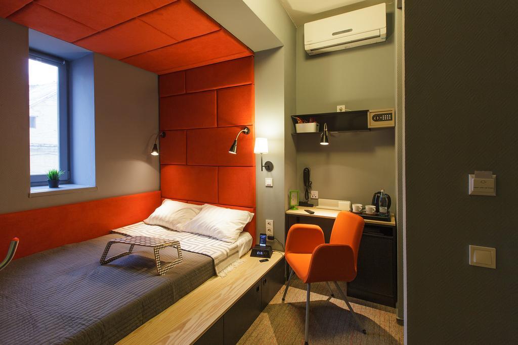 Hotel Newport Dnipro Esterno foto